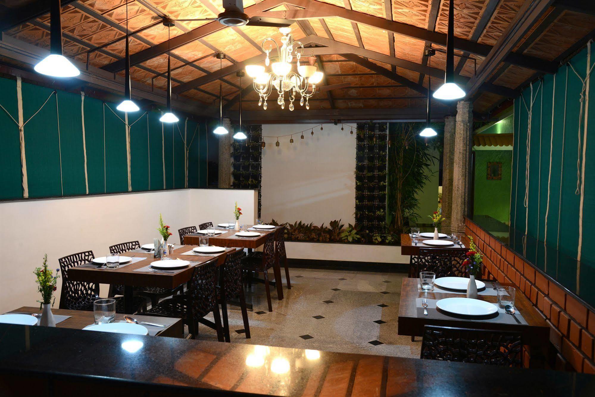 De Castle Inn Chennai Exterior photo